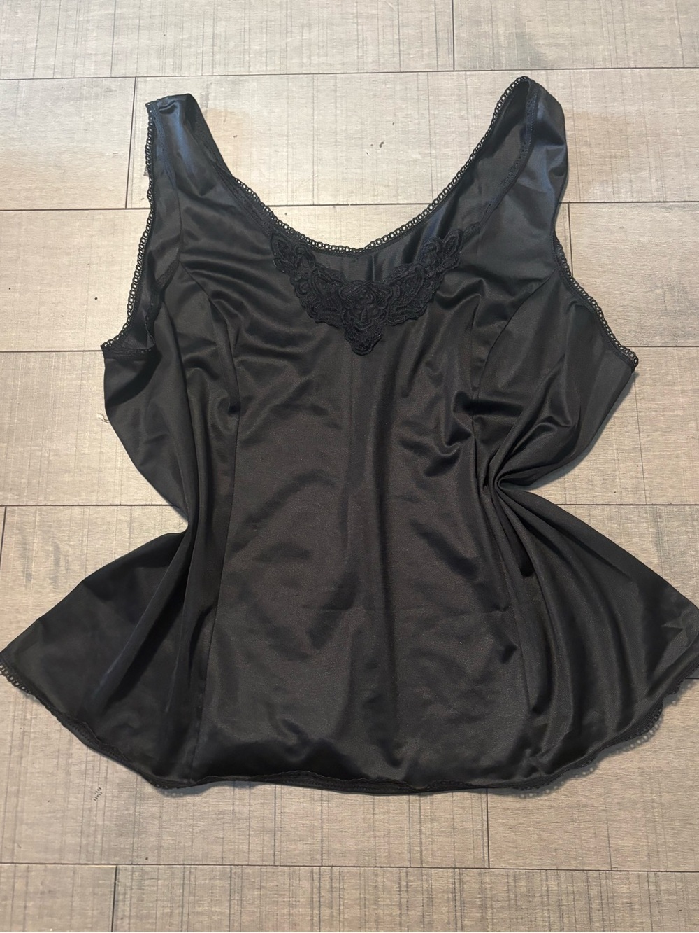 🦋Vintage🦋Coquette Girl Black Lace-Trim Satin Camisole
